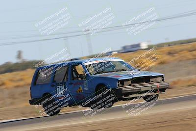 media/Oct-02-2022-24 Hours of Lemons (Sun) [[cb81b089e1]]/915am (I-5)/